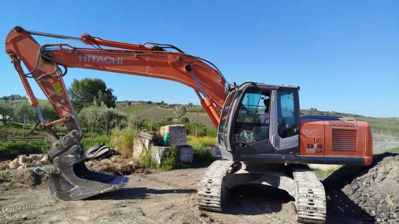 OmecoHub - HITACHI ZX210LCN-3